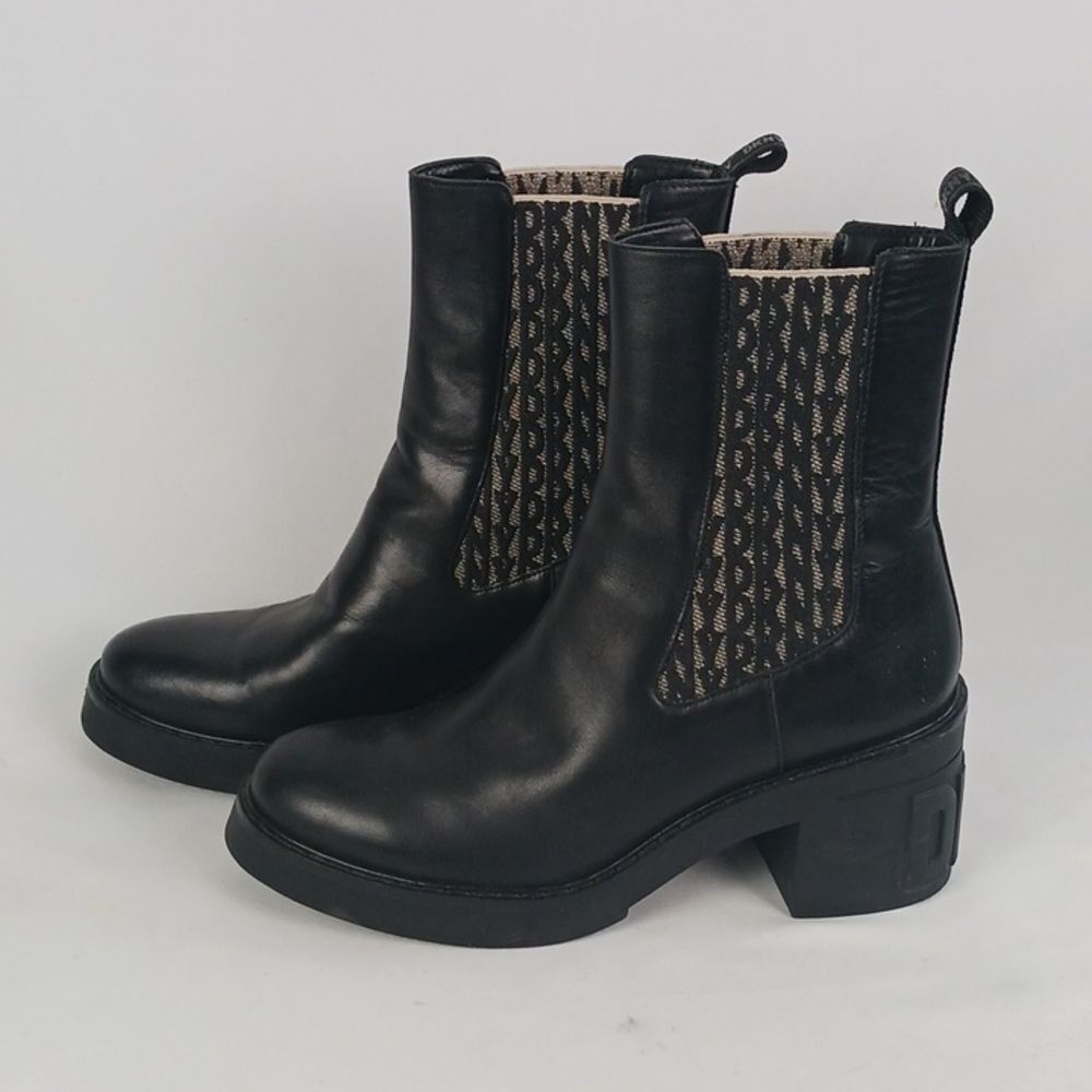 DKNY Logo Lug Booties